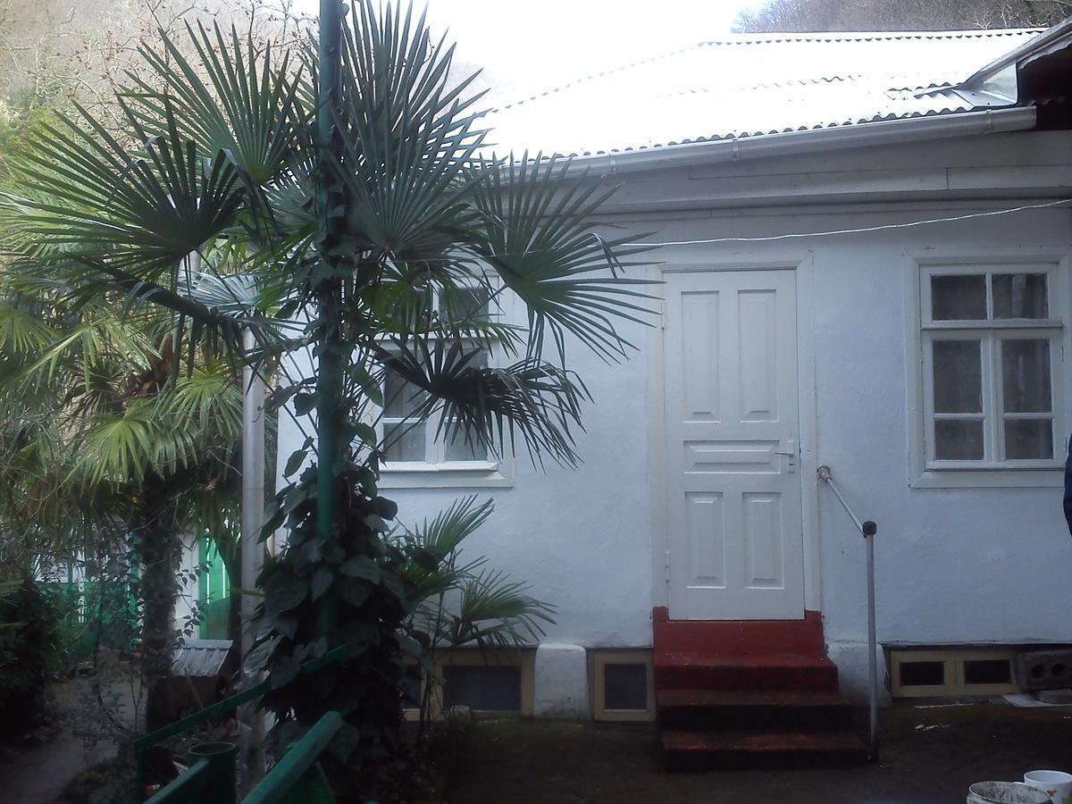 Hotel Tsikhierva Gagra Exterior foto